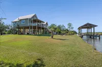 The Cajun Cottage - Private Boat Launch/Dock - Country Houses
