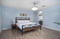 Newly Furnished Home in Safe Quiet Neighborhood with Pool Near Shops & Dining