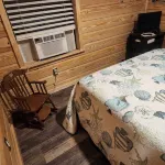Charming 1-bedroom house with WiFi, AC on the Bayou in beautiful Bay St. Louis - 2-Star