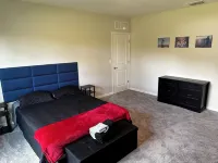 Spacious 4-bedroom house with AC, WiFi in wonderful Palm Bay - Wifi