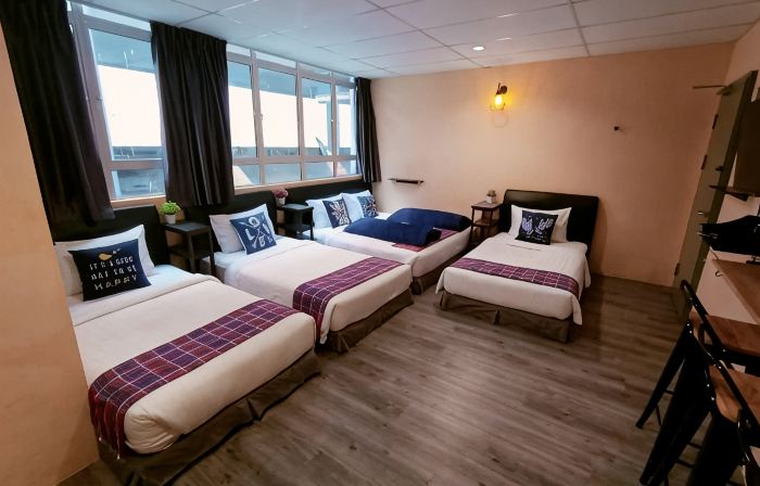 Loft Pals Urbanstay
