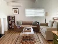 Entire House in Quiet Neighborhood! 2 Miles from Joshua Tree NP - Homestays
