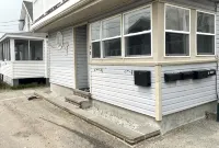 Light and airy First floor 3-bedroom apartment by Hampton Beach - Bungalows