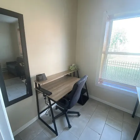 Pet Friendly Apartment In Arena District with Parking