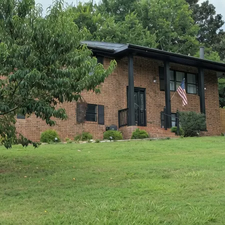 Charming family and pet friendly home 15min from Chattanooga's best attractions!