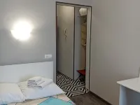 Timan Hotel فنادق في أوختا