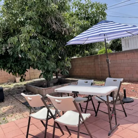 2-8 People,3 Bedrooms,2 Bathrooms, Close to Disneyland, Safe,Quiet,Pets Friendly