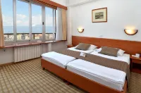 Hotel Neboder - 3 tähden
