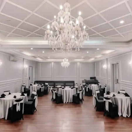 New Surya Hotel
