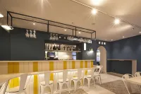 U-Sense For You Hostel Sevilla - Quầy bar