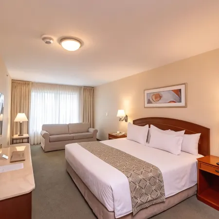 Los Tallanes Hotel & Suites