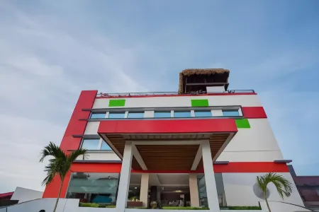 Pratama Hotel and Convention