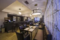 Ambassador Hotel - Bar