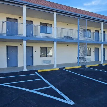 Travel Inn & Suite