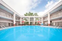 Baymont by Wyndham Mobile/ I-65