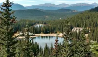 Modern 2br lakeview Condo in the mountains - 3-Star