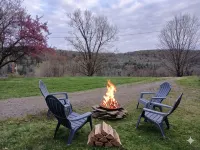 Ska'no'ne-Peaceful escape; Sunrise coffee on the covered porch, sun set Fire pit - 2성급