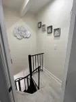 NEW-Free Prkg-2BR/2.5Bath/3 Queen Size Beds-Duplex - 4-Star