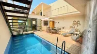 Villa with private pool, glas fibre internet, close to ocean, protected patio - Private Pools