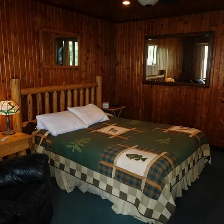 Evergreen Motel