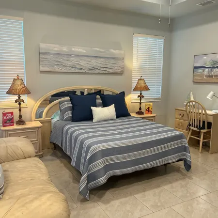 NEW Coastal Paradise GEM!! Spacious 4BR, 3 Full Baths w/Pool!! PET FRIENDLY!!! Hotels in Estero