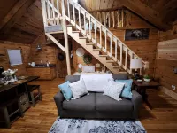10. Spacious 1 bedroom cabin - 3 estrellas