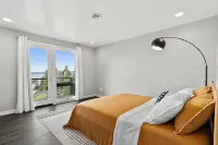 New! Modern Home w/ Spectacular Views +Hot tub - 絶景
