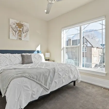 Work Here!! King Bed, 400+ Mbps WiFi, BYU