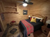 Spacious Mountain Home Close to Blue Ridge Pkwy w/ Hot Tub