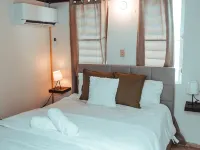 Villa Melolai - Cerca de Playa Sardinera, Camuy y Arecibo Hotels in Hatillo