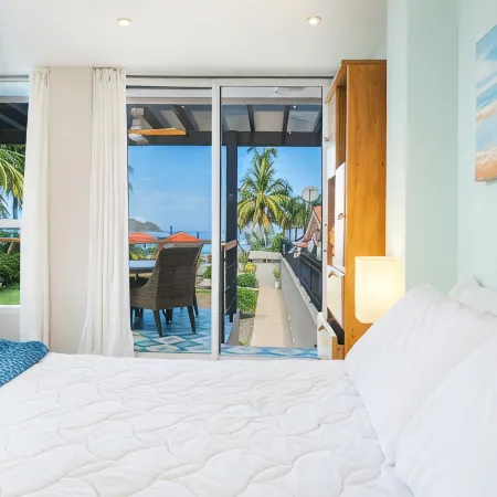 Villa Elysian Beachfront Luna Studio Sleeps 4