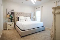 Brand NEW Spacious 5-bedroom house in awesome Springfield near MSU and Mercy