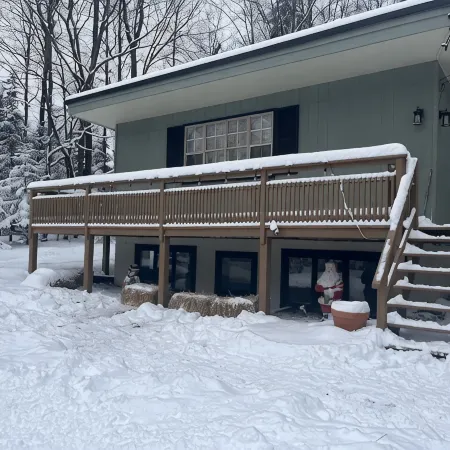 Cozy home in the ADK, amazing location!