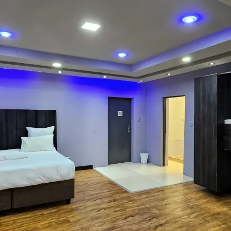 Adelina Hotel