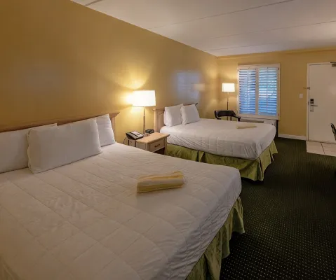 Tropical Breeze Vacation Home and Apartments - 2-Star