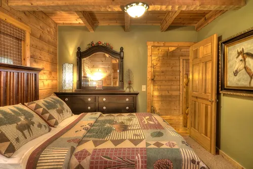 Peaceful Woods #25- Charming & Clean Log Cabin! - Hytter