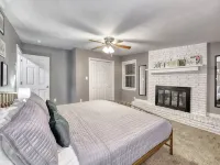 5mins to Kyle Field, 5BR w Private Backyard & Pool - بيت ضيافة