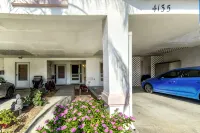 Long Stays Welcome ~ Pet Friendly - balcony