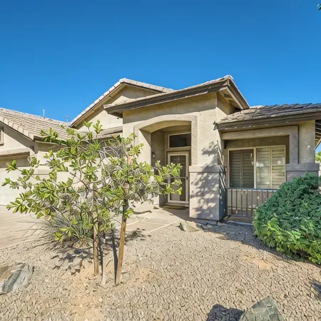 Cactus Bloom - Cozy Desert Retreat in Chandler