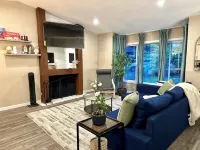 08 Min to PAE Airport - Cozy 2Br Home Surrounded by Nature w/carport - 3-Star
