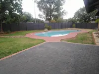 Bountyful Guest House - Bintang 3