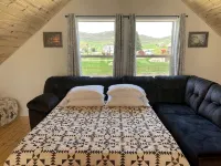 Cozy Cabin With a View of Bear Lake - Chalets