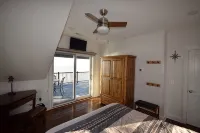 俄亥俄州洛雷恩湖畔靜居-俯瞰伊利湖美景度假屋 - 4 星級