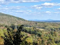 Cozy & Convenient Stone Mountain hideawy ... closest to the State Park! Hotels in Traphill