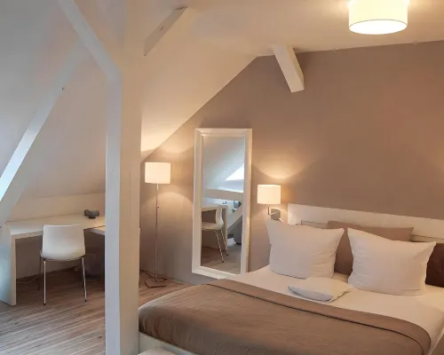 Apartment Hotel Lindeneck Hotels near Anger