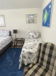 Great One Room with Full Bath Guest House! - Wifi