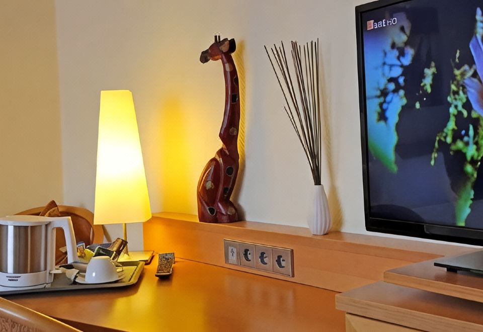 Hotel Lindenkrug - Housity