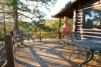 Secluded Lake Front Cabin w/ Private Dock/Boat Slip, Large Deck, Grill, WiFi. - Hytter