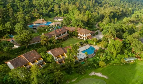 Amritara Ambatty Greens Resort - bar