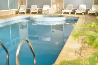 Huinid Pioneros Hotel - Pools